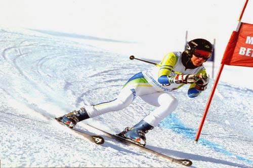 Esquiadora brasileira conquistou três medalhas de ouro na etapa de Mammoth Mountain, nos Estados Unidos / Foto: Divulgação